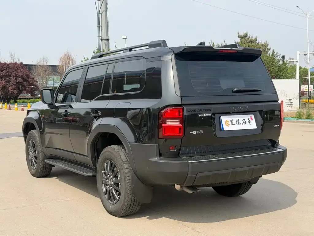 Toyota Prado 2025 из CN, фото 9
