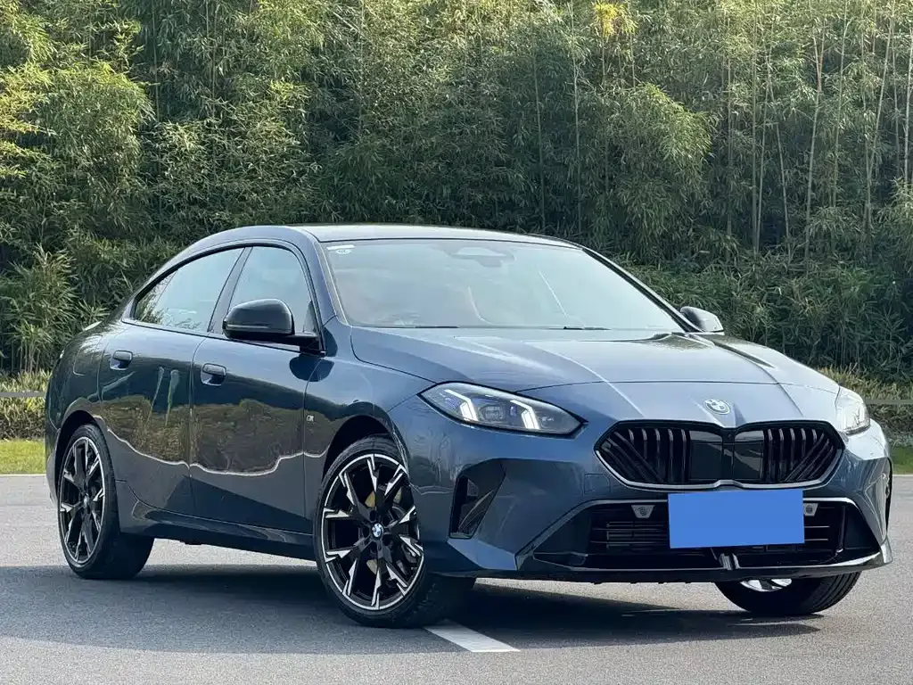 BMW 2 Series 2025 из CN, фото 9