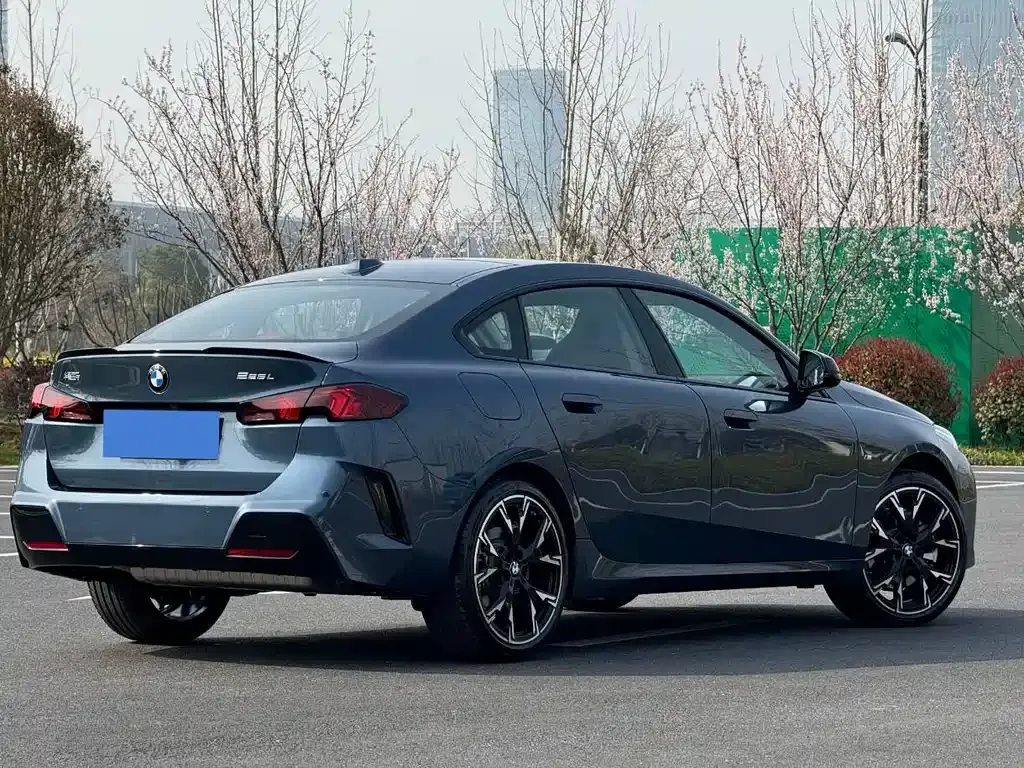 BMW 2 Series 2025 из CN, фото 7