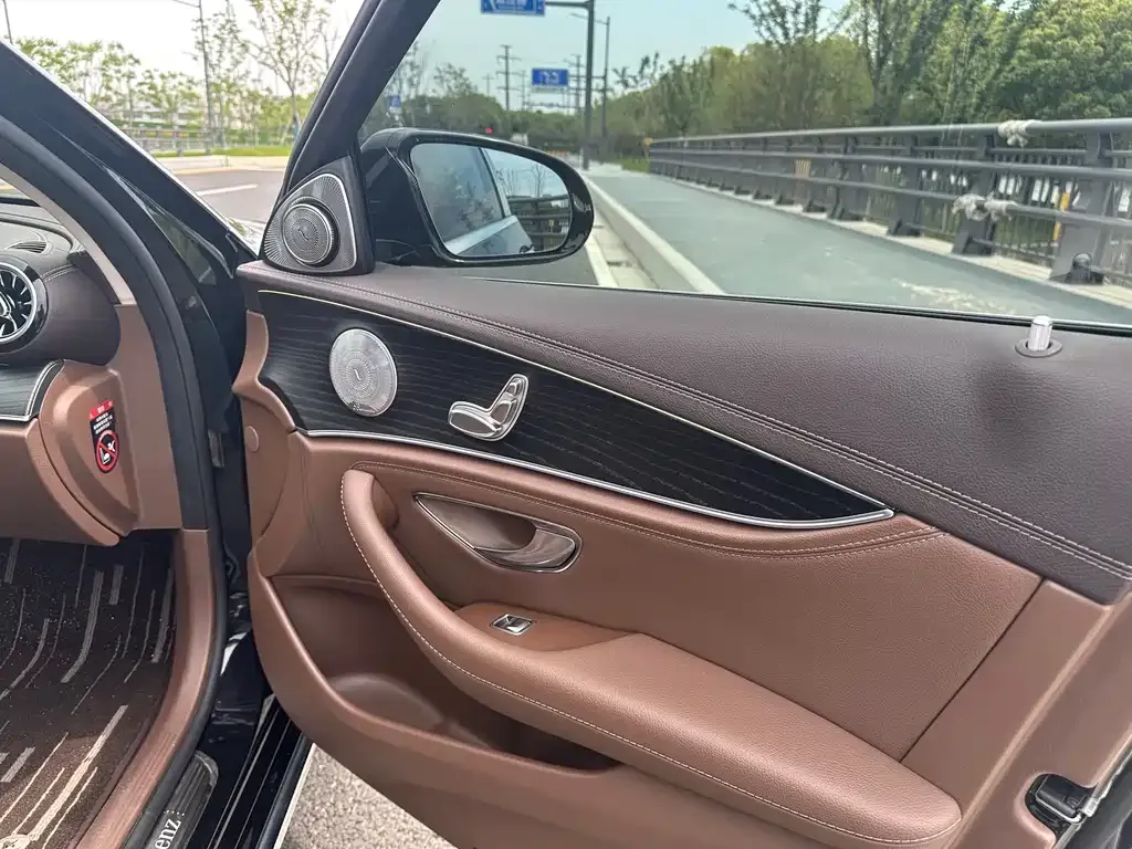 Mercedes-Benz E-Class 2022 из CN, фото 2