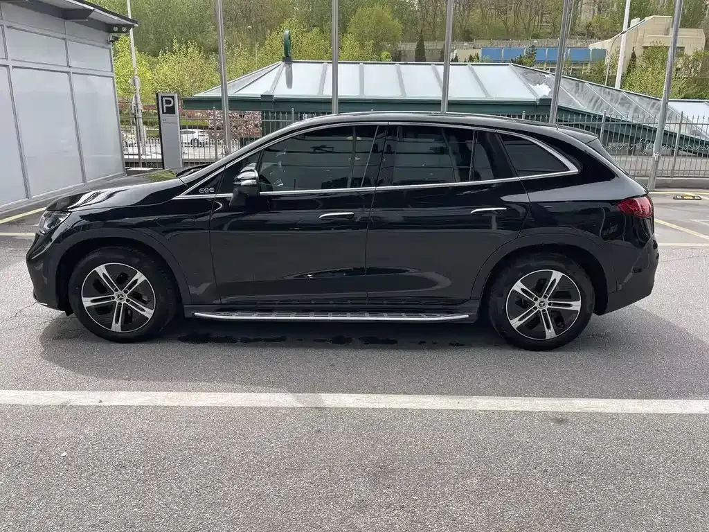 Mercedes-Benz EQE SUV 2024 из CN, фото 6