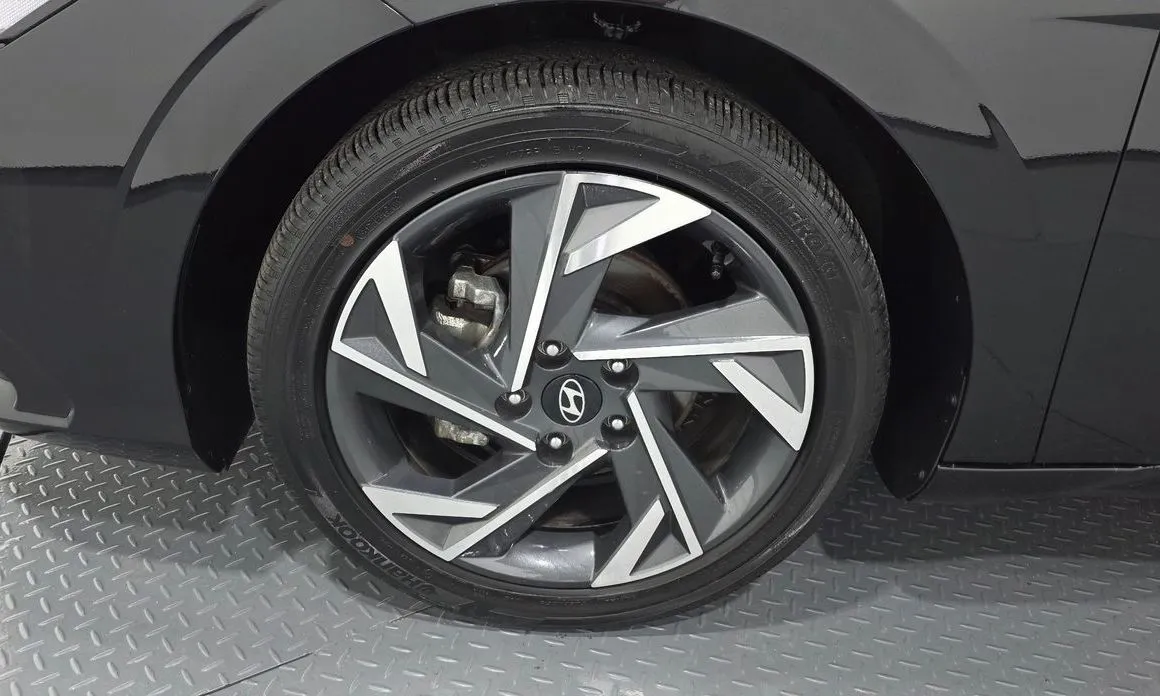 Hyundai AVANTE — фото 8