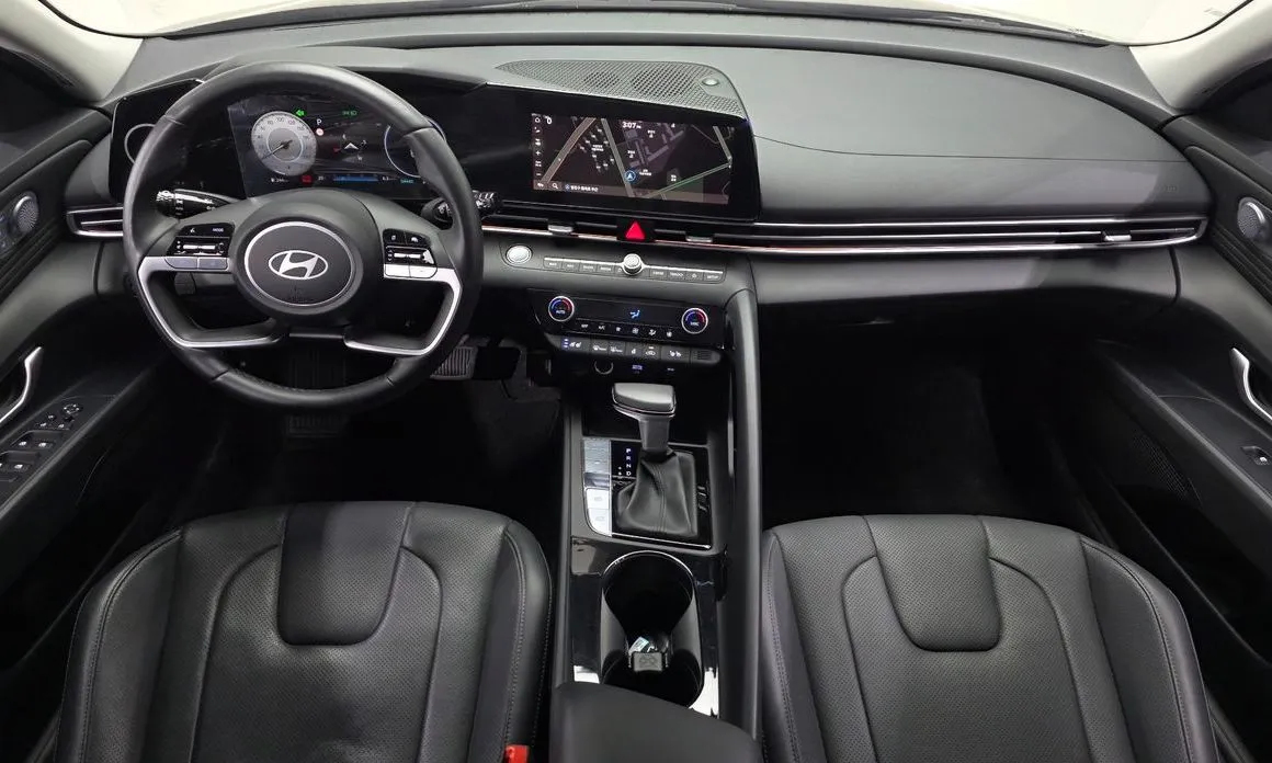 Hyundai AVANTE — фото 9