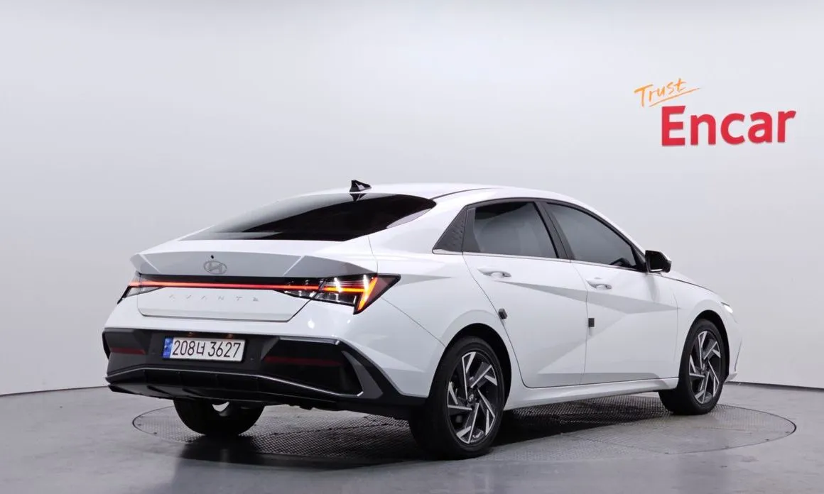 Hyundai AVANTE 2024 из KR, фото 2