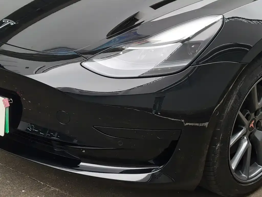 Tesla Model 3 — фото 2