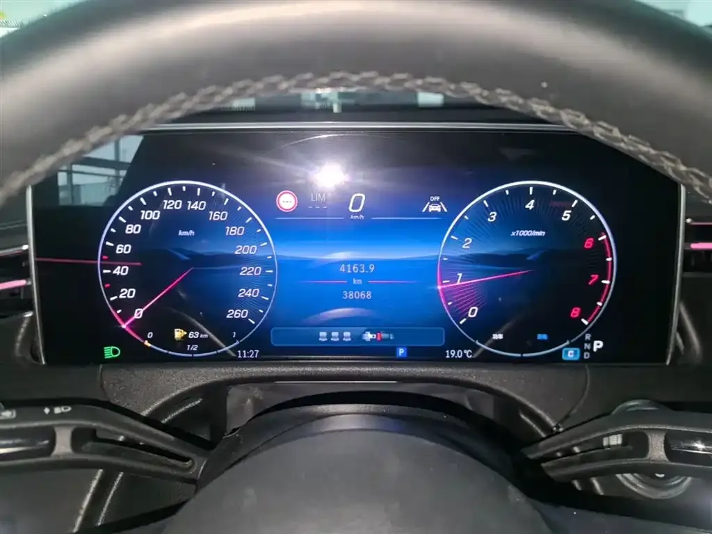 Mercedes-Benz E-Class 2024 из CN, фото 3