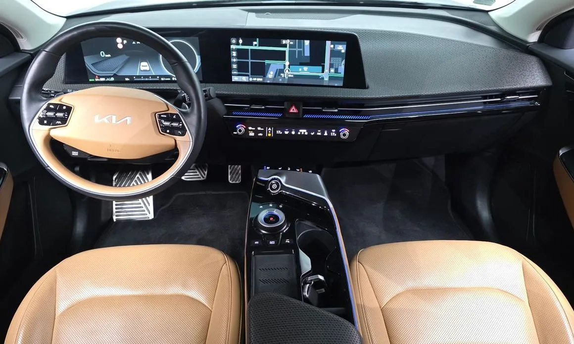 Kia EV6 2023 из KR, фото 8