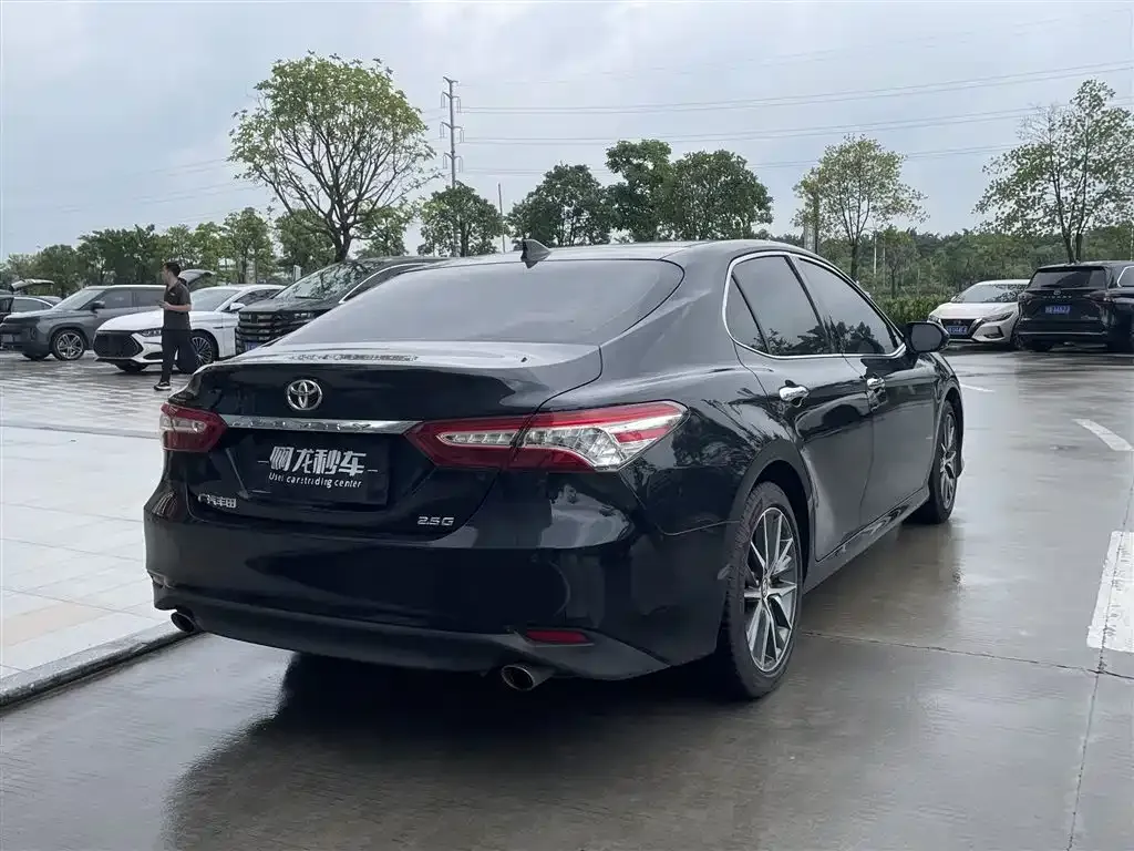 Toyota Camry 2023 из CN, фото 3