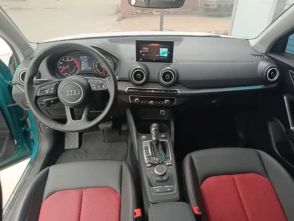 Audi Q2L 2021 из CN, фото 4