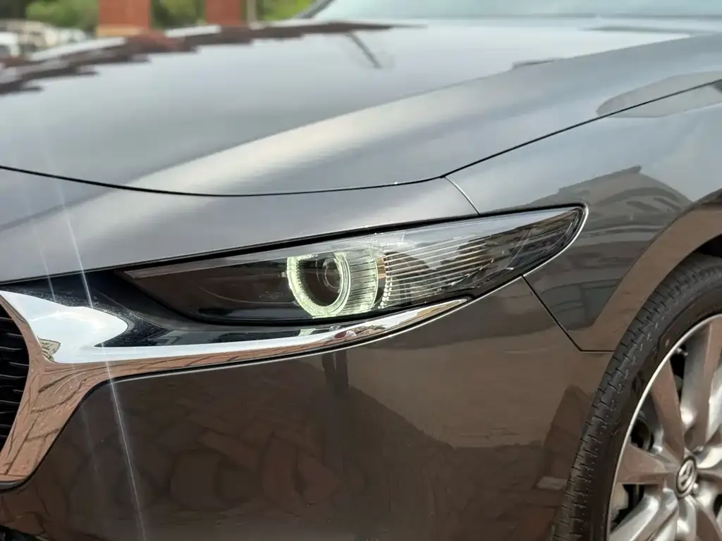 Mazda 3 Axela 2023 из CN, фото 7