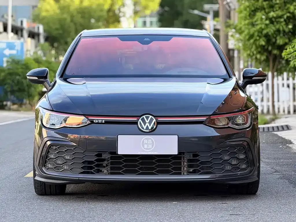 Volkswagen Golf GTI — фото 3
