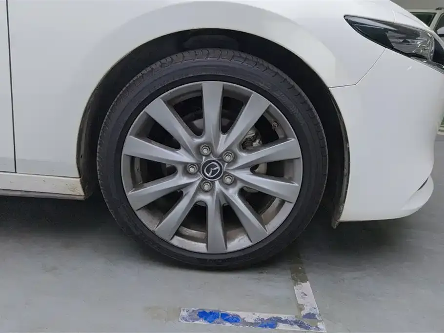 Mazda 3 Axela 2021 из CN, фото 8