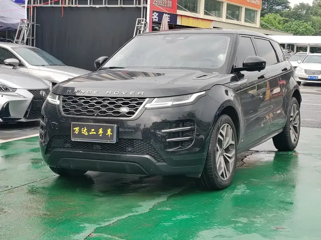 Land Rover Evoque — фото 1