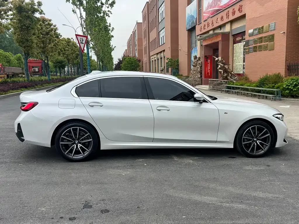 BMW 3 Series — фото 10
