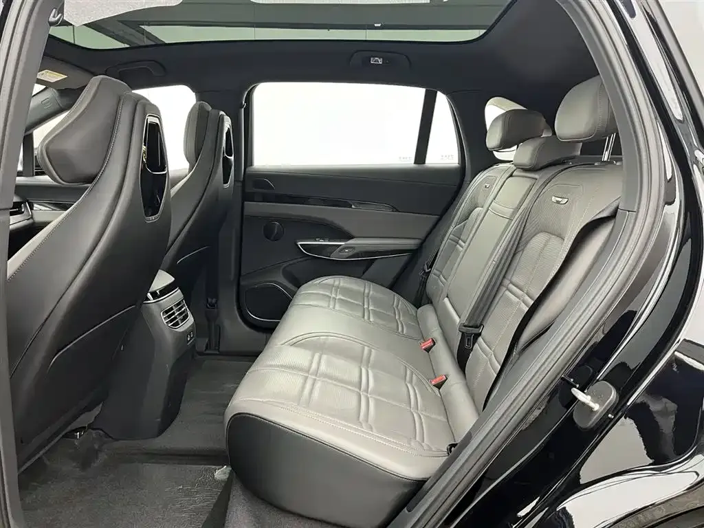 Hongqi Tiangong 08 2024 из CN, фото 7