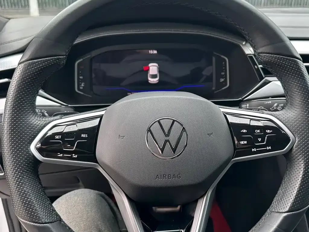 Volkswagen CC 2023 из CN, фото 8