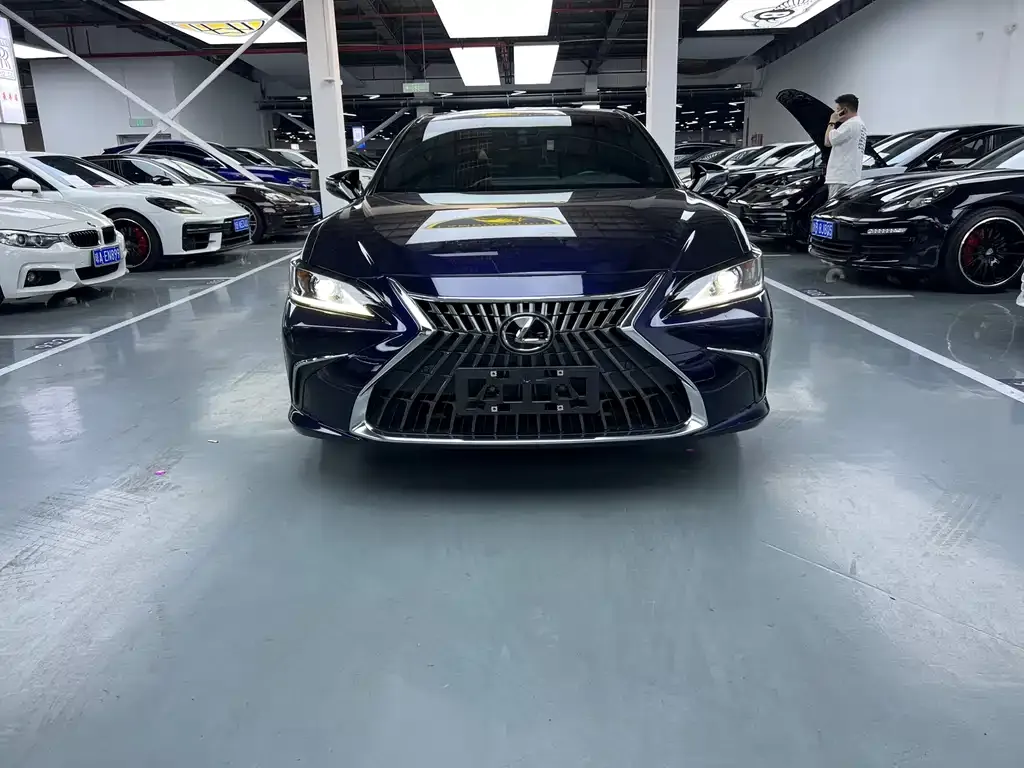 Lexus ES 2024 из CN, фото 8