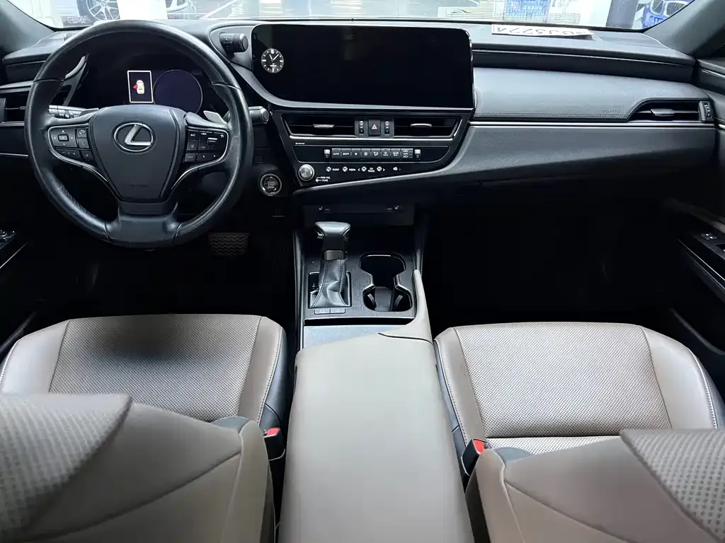 Lexus ES 2024 из CN, фото 4