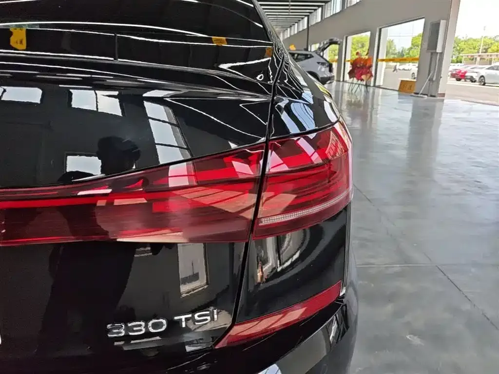 Volkswagen Passat 2023 из CN, фото 6