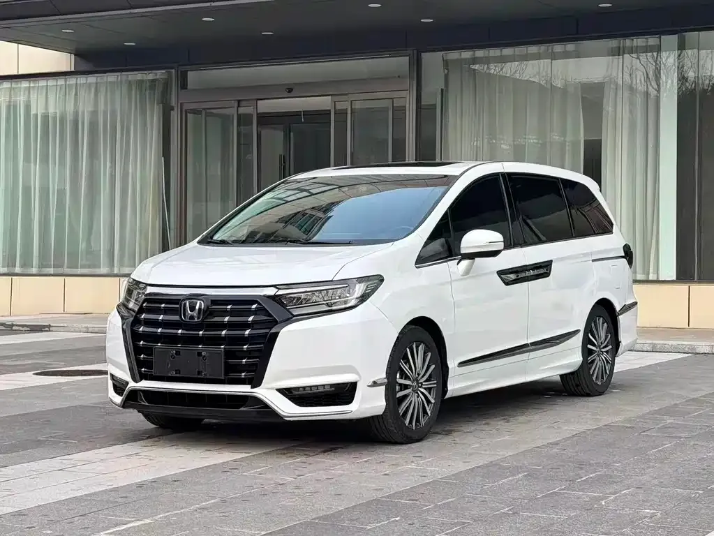 Honda Elysion 2022 из CN, фото 1