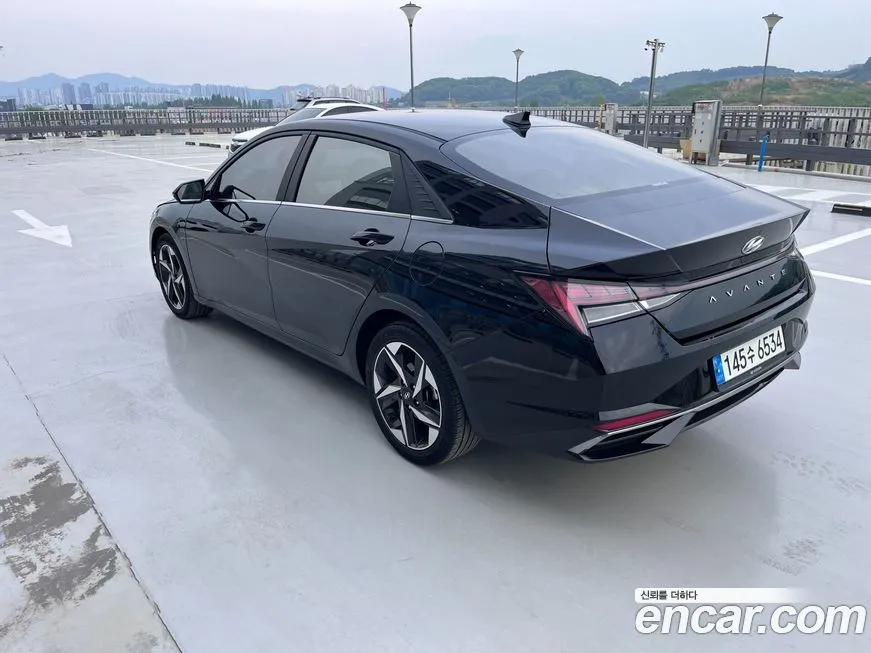 Hyundai AVANTE — фото 4