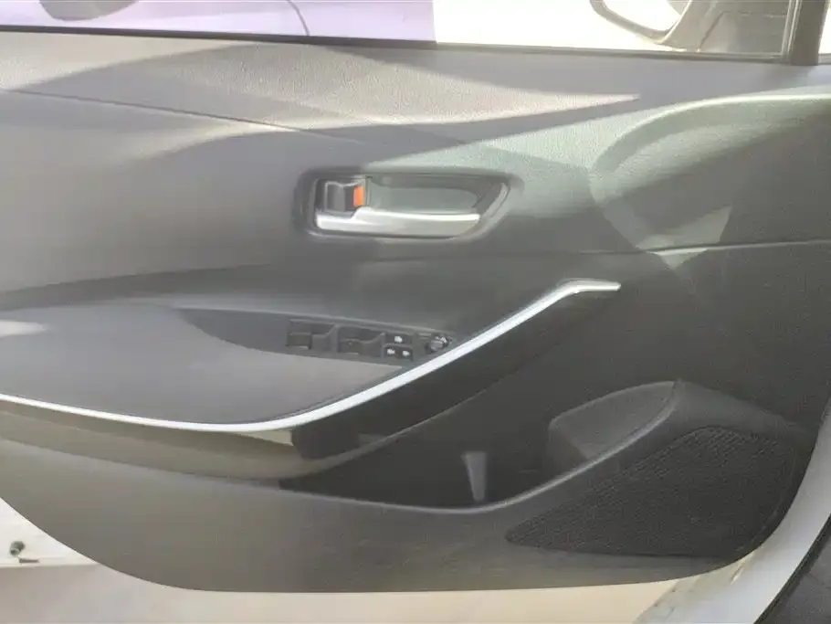 Toyota Corolla 2023 из CN, фото 6
