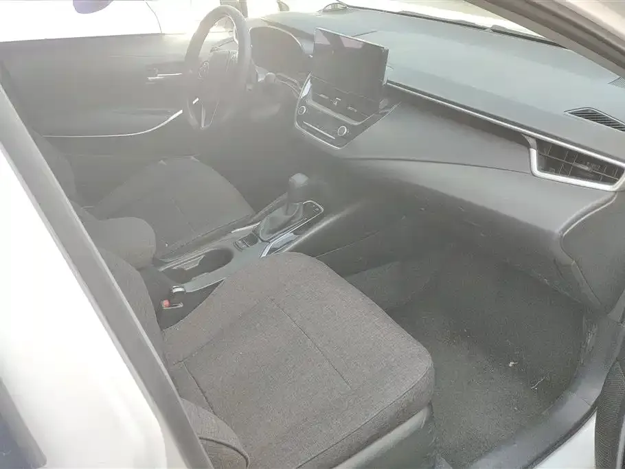 Toyota Corolla 2023 из CN, фото 8