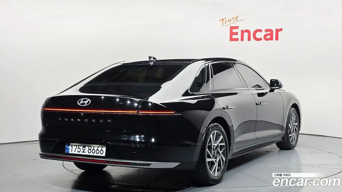 Hyundai Grandeur 2023 из KR, фото 3