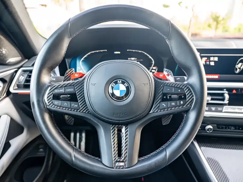 BMW M4 — фото 9
