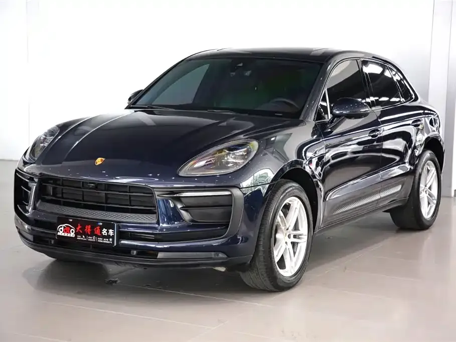 Porsche Macan — фото 1