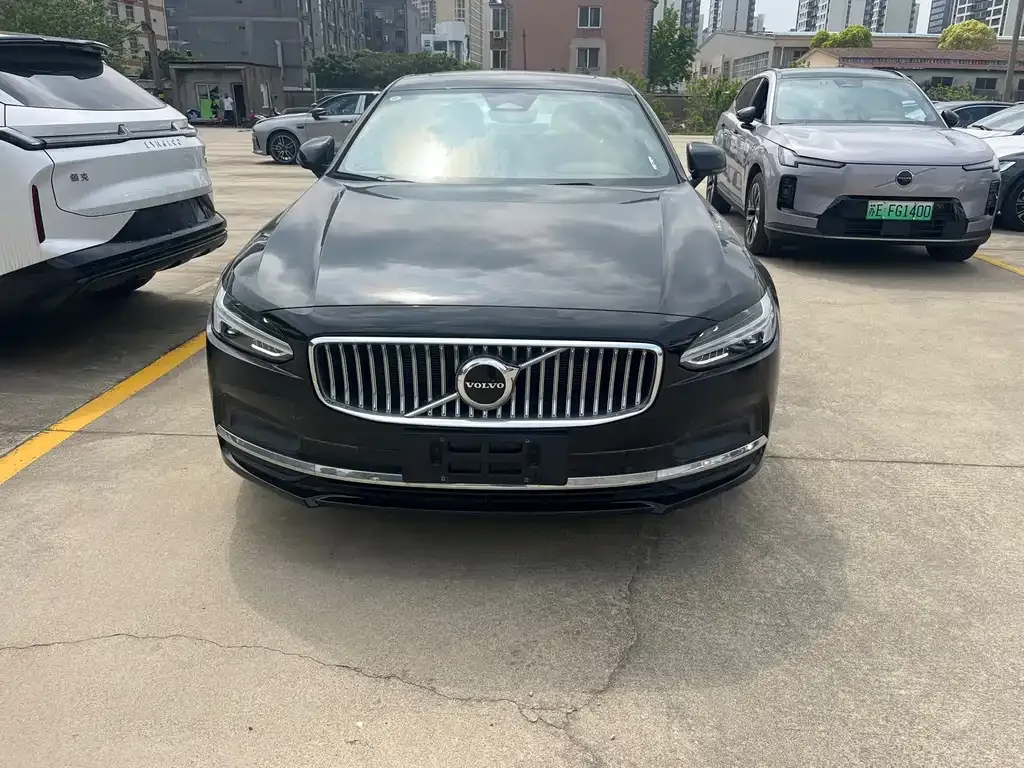 Volvo S90 — фото 8