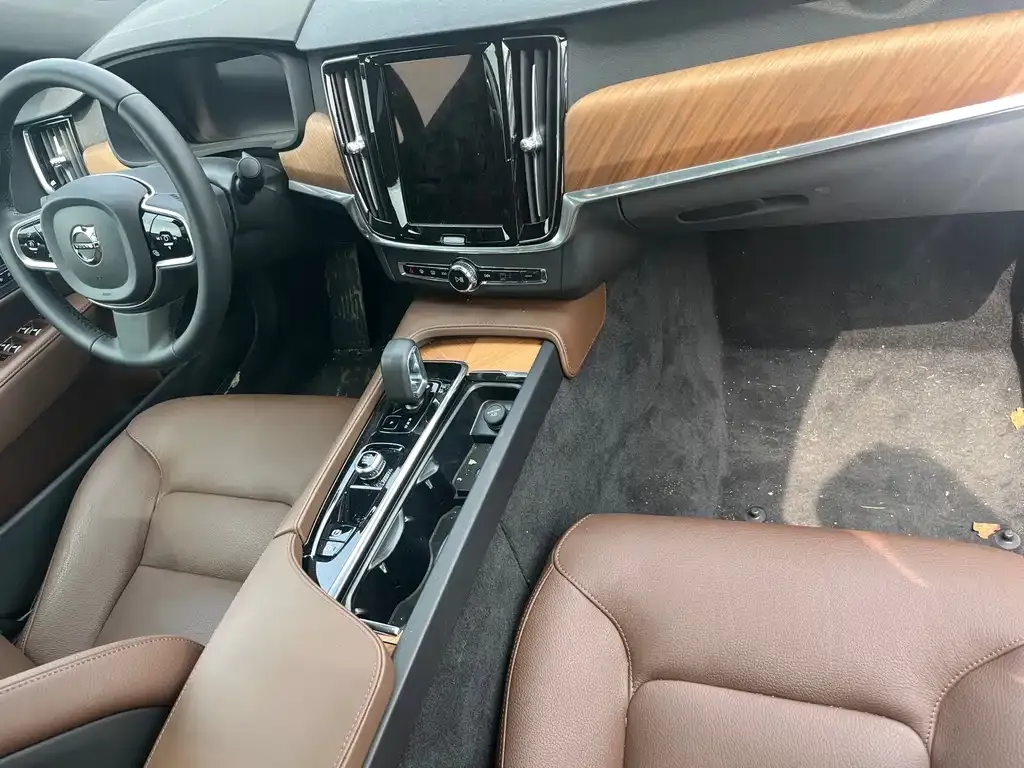Volvo S90 — фото 7