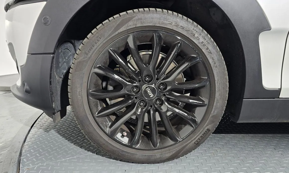 Mini Clubman 2024 из KR, фото 8