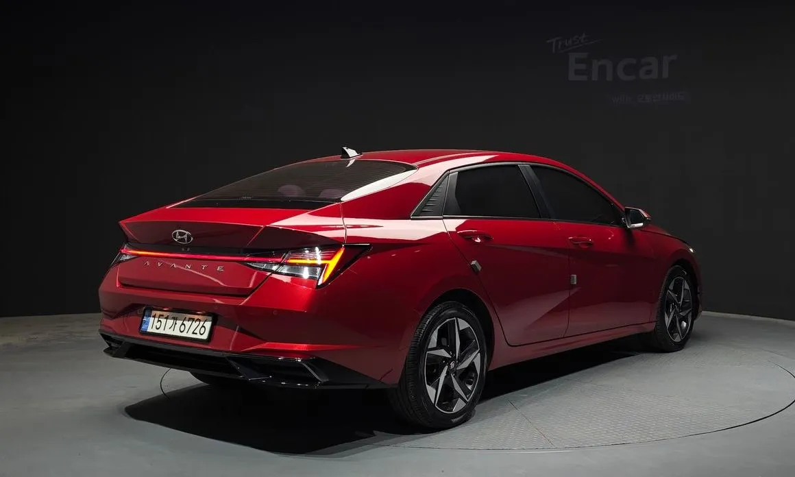 Hyundai AVANTE — фото 5