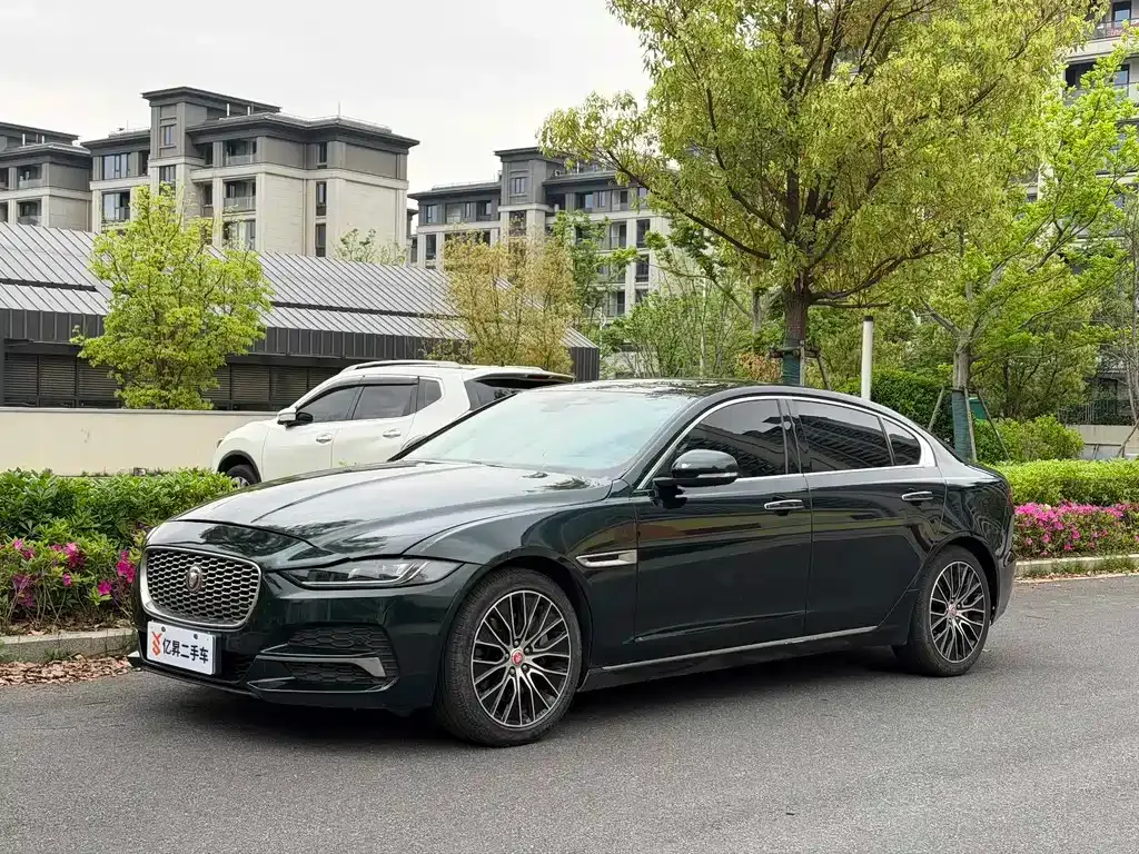 Jaguar XEL — фото 1