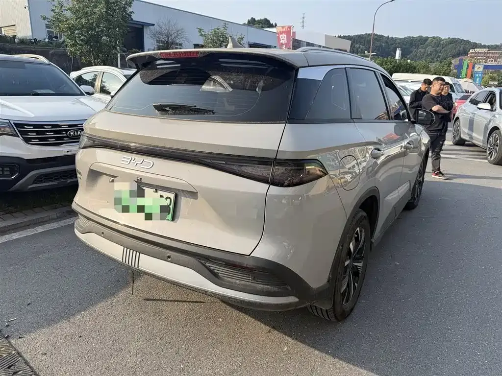 BYD Seal 05 DM-i — фото 3