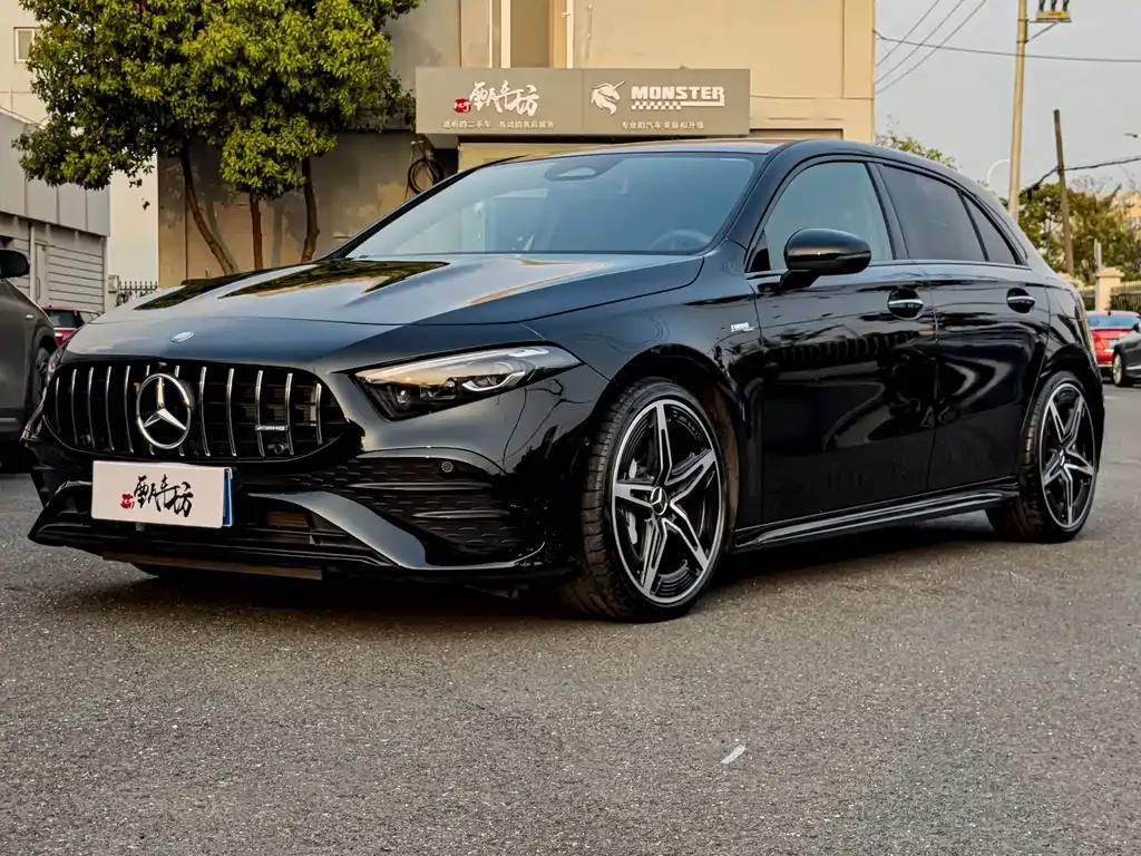 Mercedes-Benz A-Class AMG — фото 1