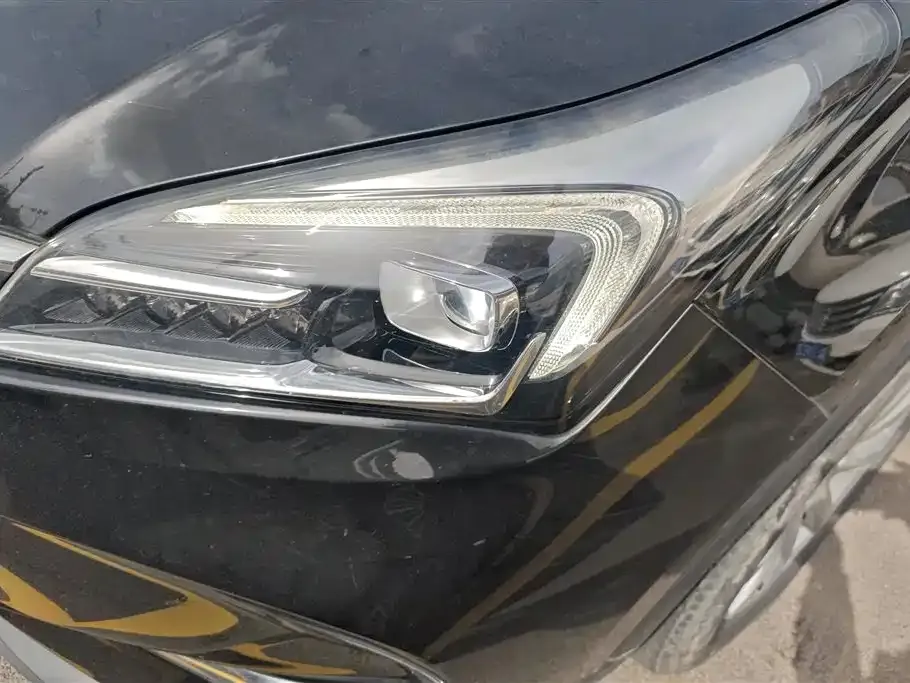Buick Envision Plus — фото 9