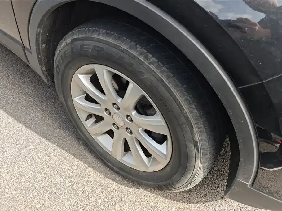 Buick Envision Plus — фото 4