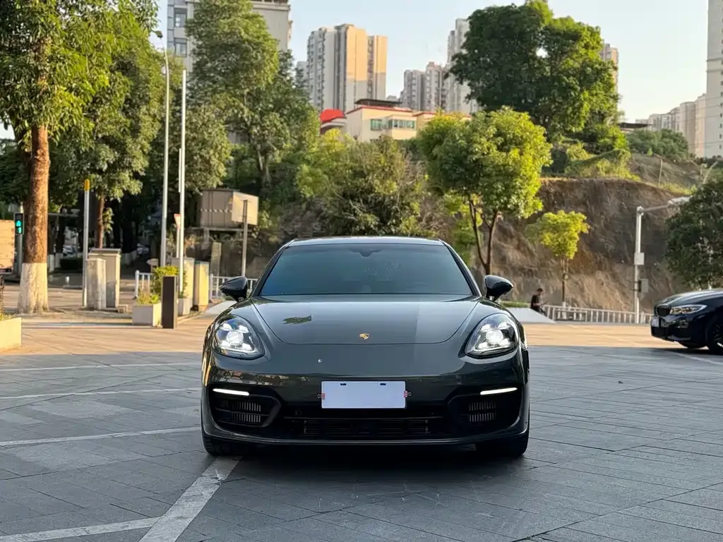 Porsche Panamera — фото 10