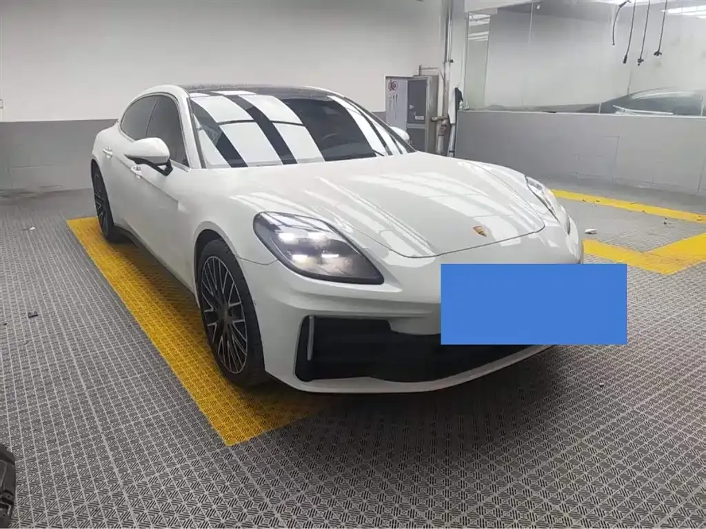Porsche Panamera 2025 из CN, фото 1