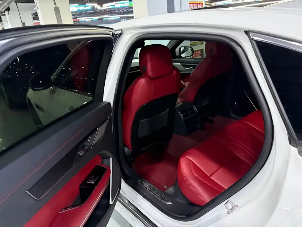 Jaguar XFL 2021 из CN, фото 7