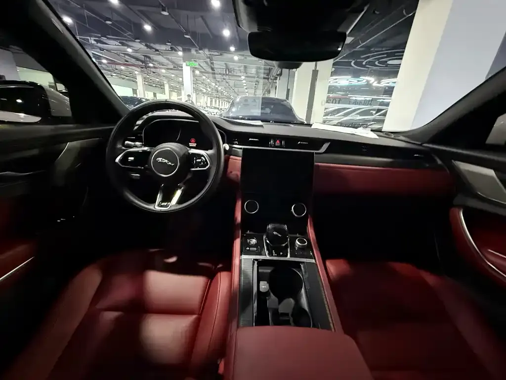 Jaguar XFL 2021 из CN, фото 10