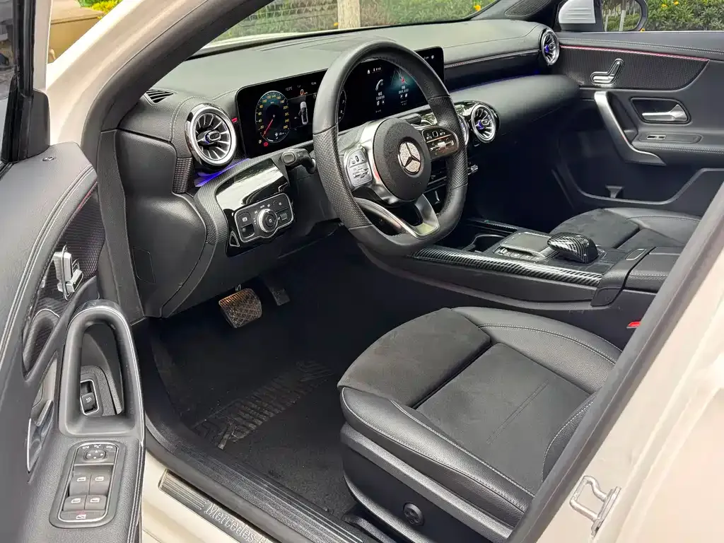 Mercedes-Benz A-Class 2021 из CN, фото 7