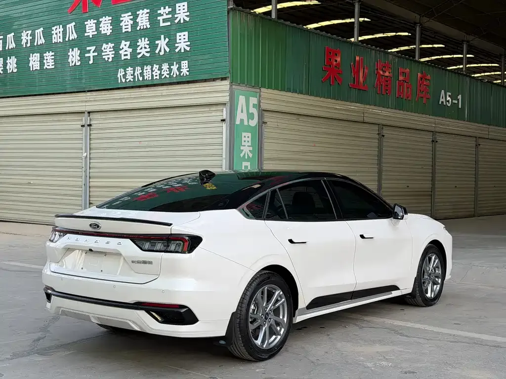 Ford Mondeo 2024 из CN, фото 3
