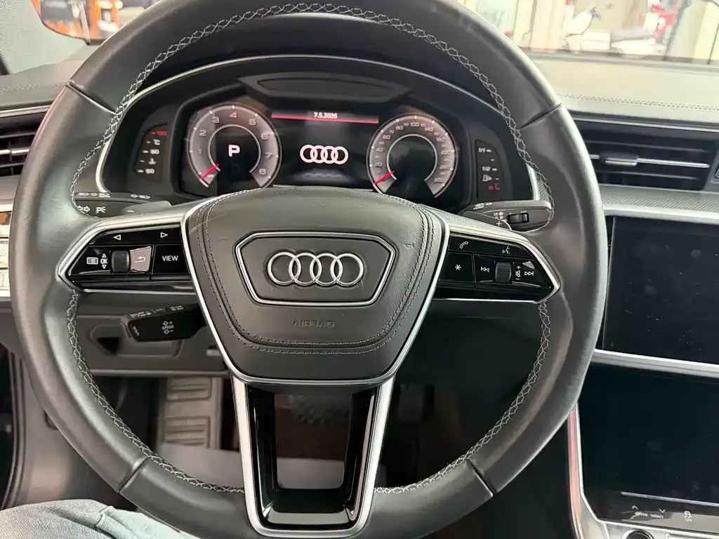 Audi A6L — фото 4