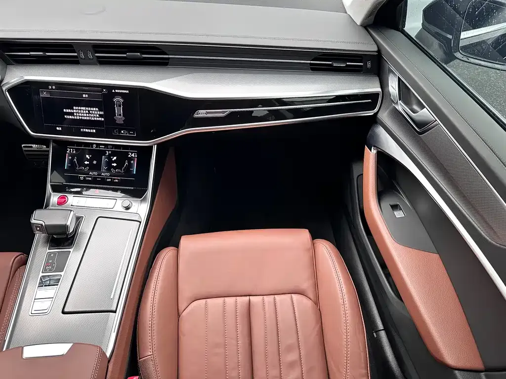 Audi A6L 2024 из CN, фото 4