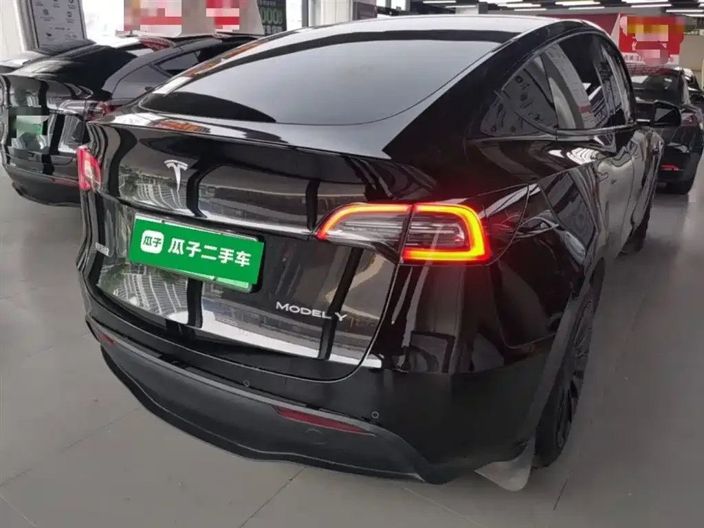 Tesla Model Y 2024 из CN, фото 3