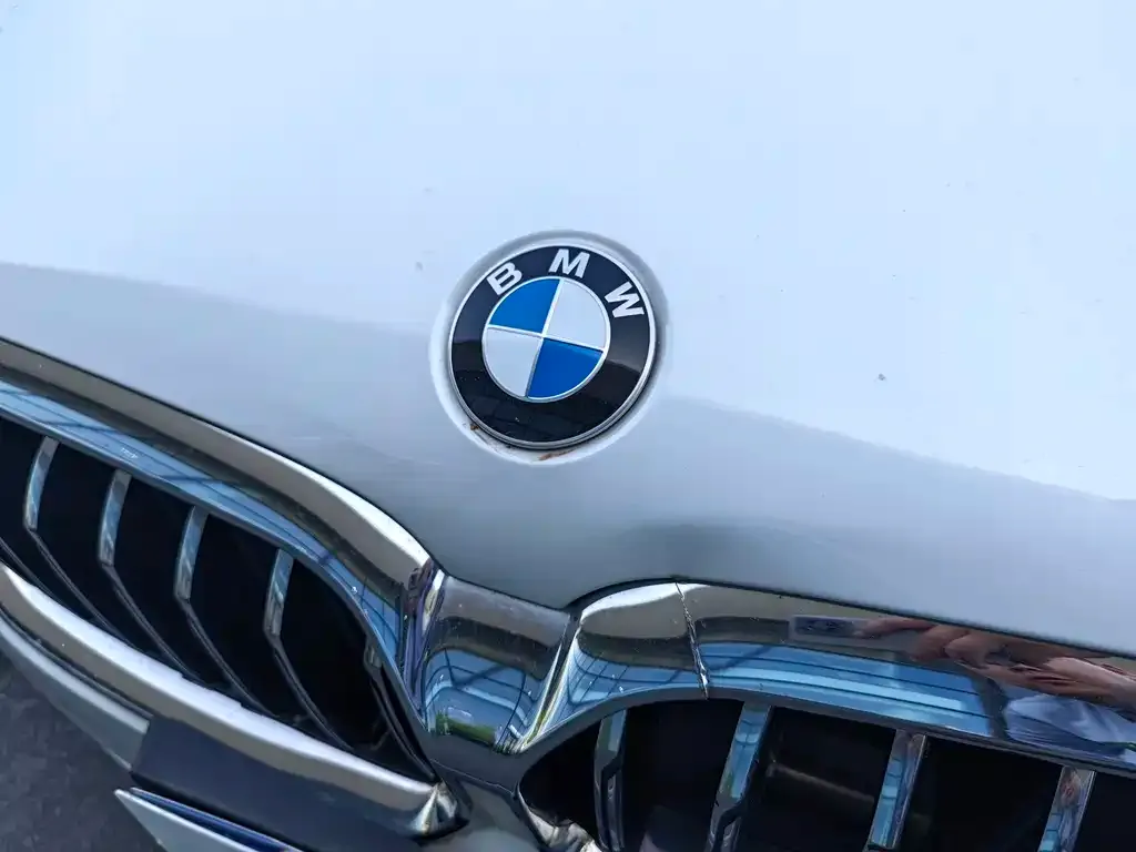 BMW 5 Series — фото 2