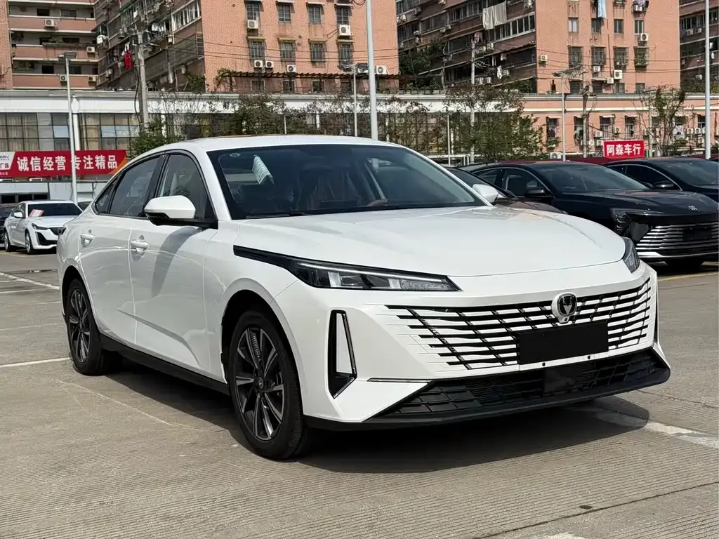 Changan Eado 2026 из CN, фото 10